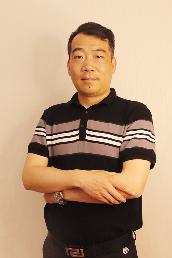 华州冯少坤 本科学历,毕业于陕西师范大学